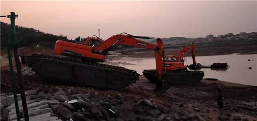 民強水陸兩用挖掘機出租 洪湖市大沙優質推薦商家，助力高效施工